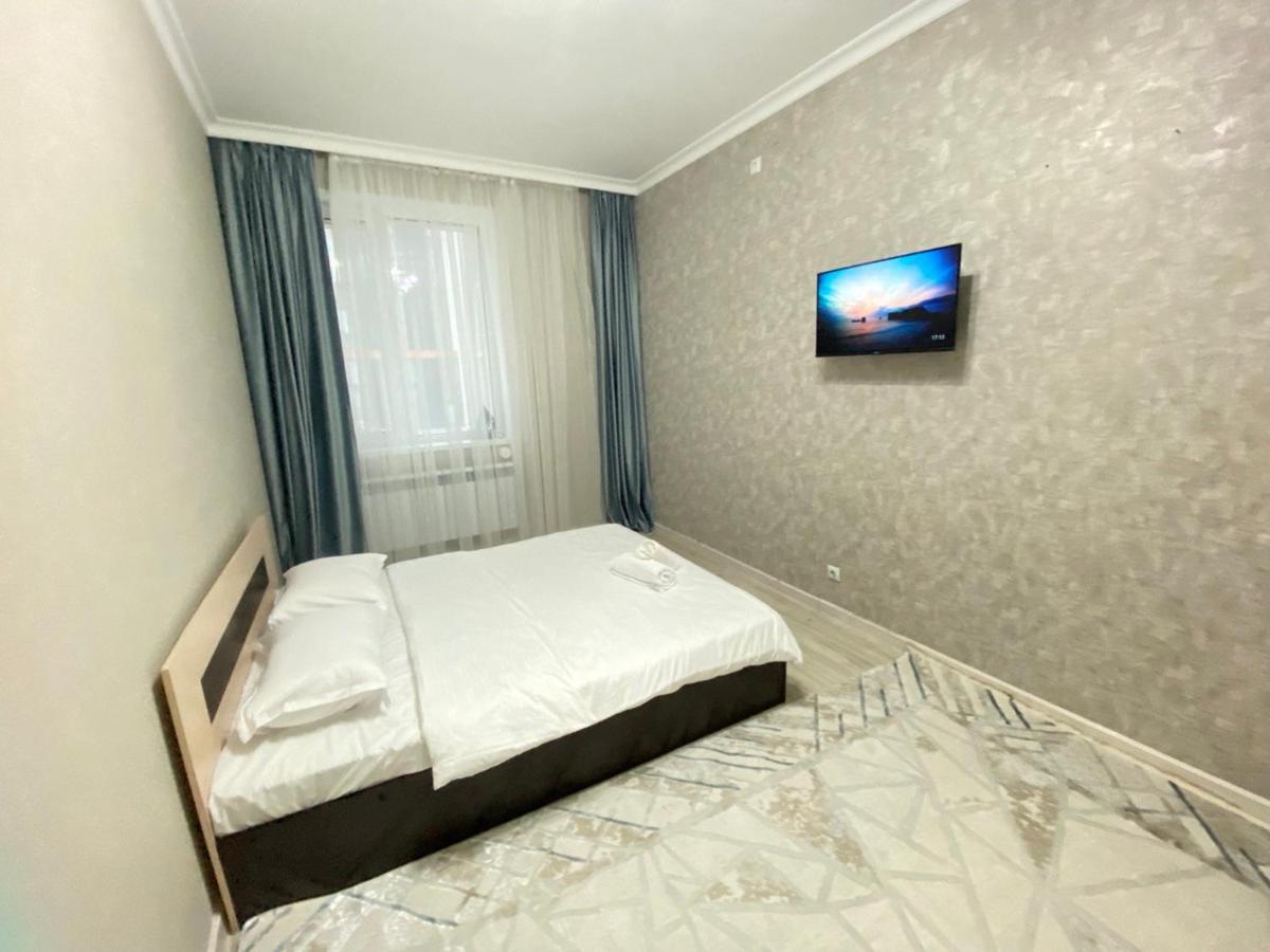 Whitehome In Panorama Park Астана Екстериор снимка