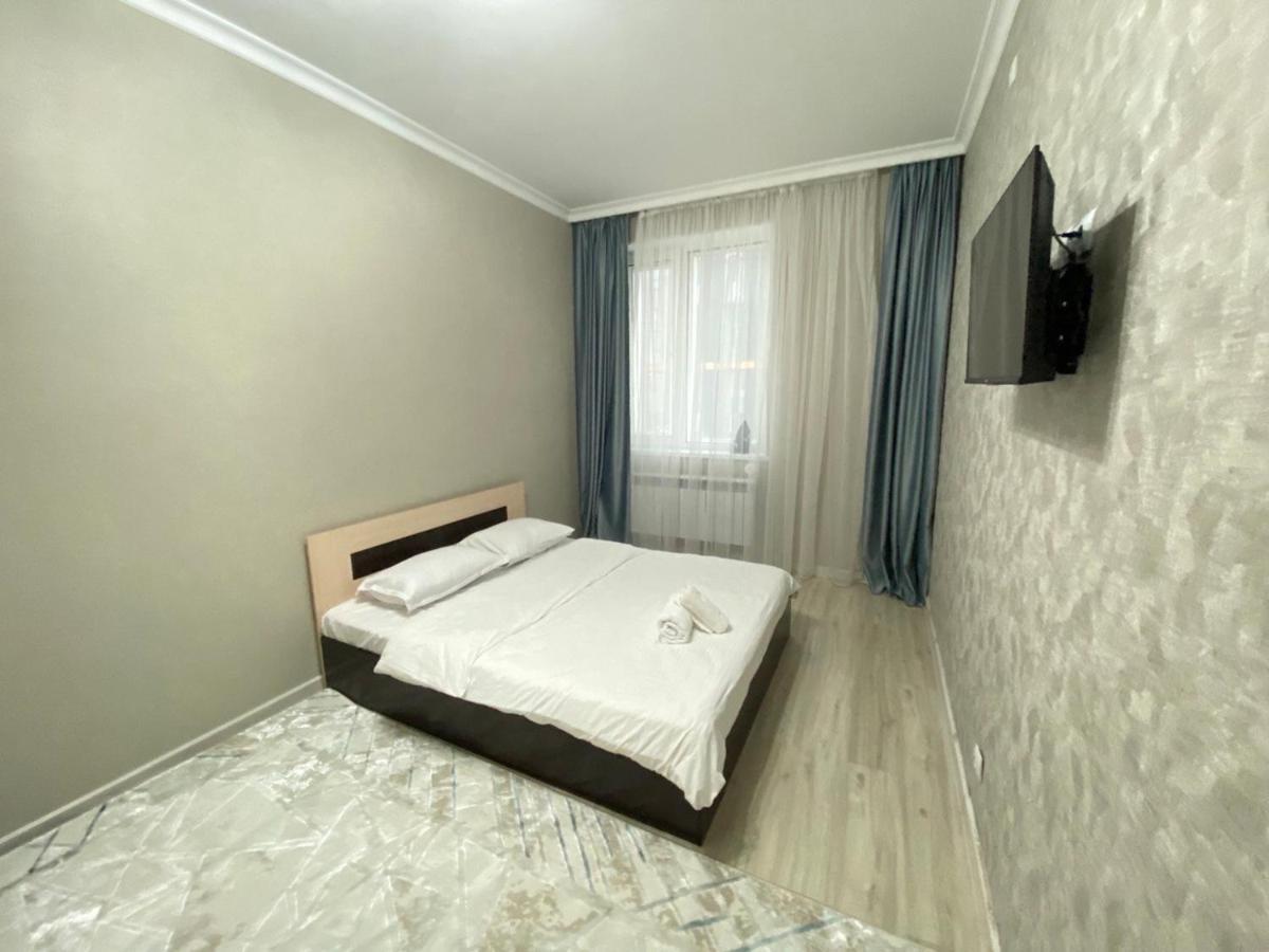 Whitehome In Panorama Park Астана Екстериор снимка