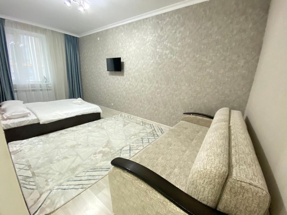 Whitehome In Panorama Park Астана Екстериор снимка