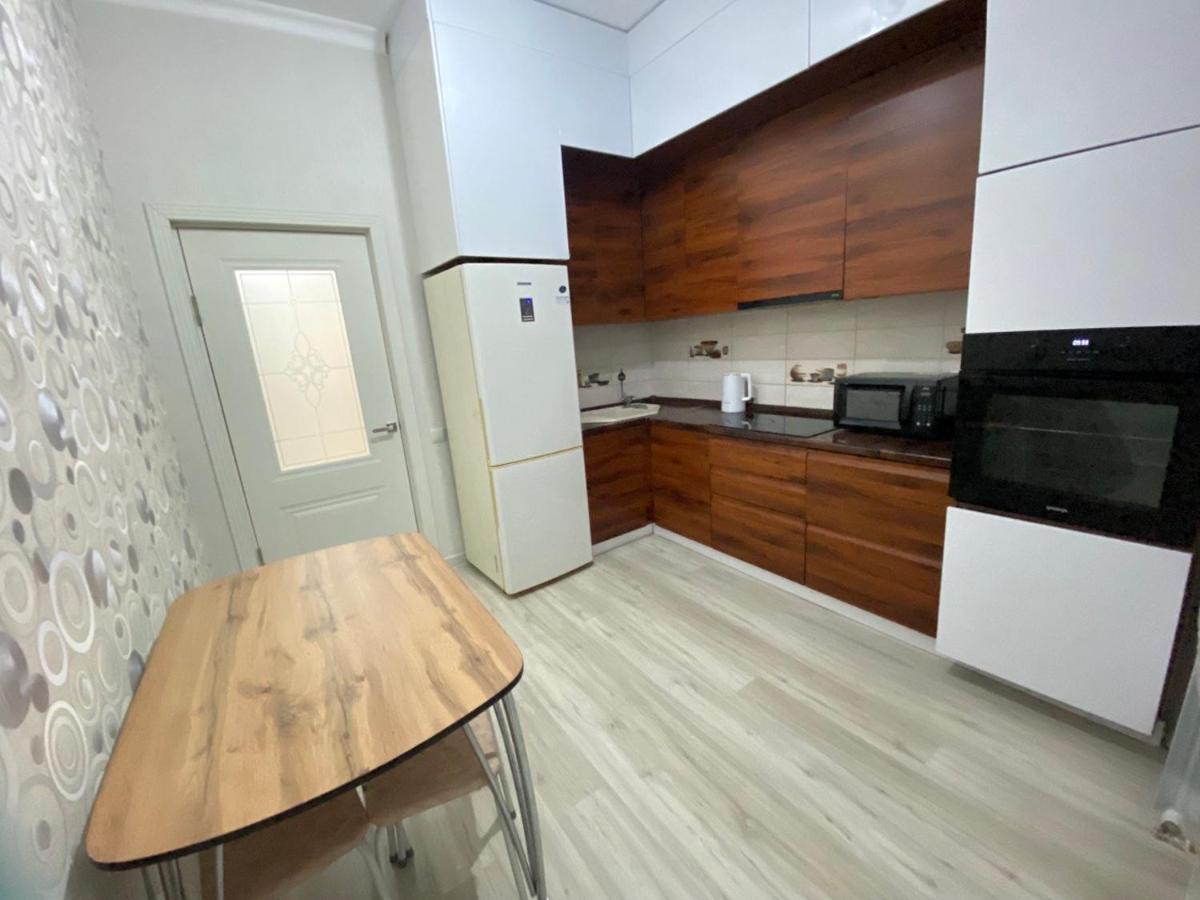 Whitehome In Panorama Park Астана Екстериор снимка